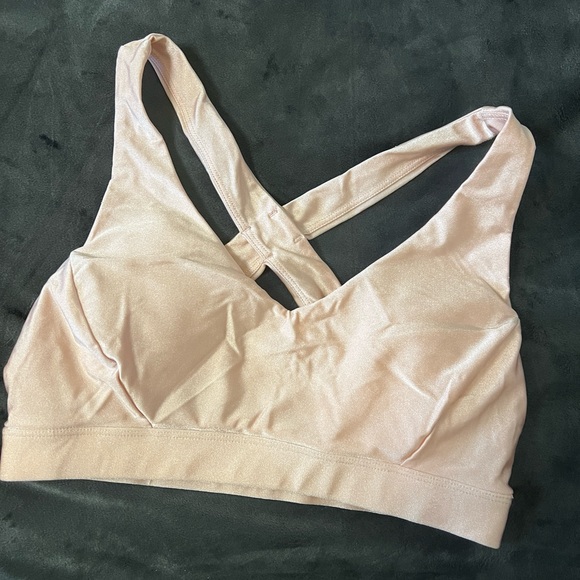 2 for 20$ Sports Bra - beautiful shimmery pink colour! Like new! - Picture 6 of 6